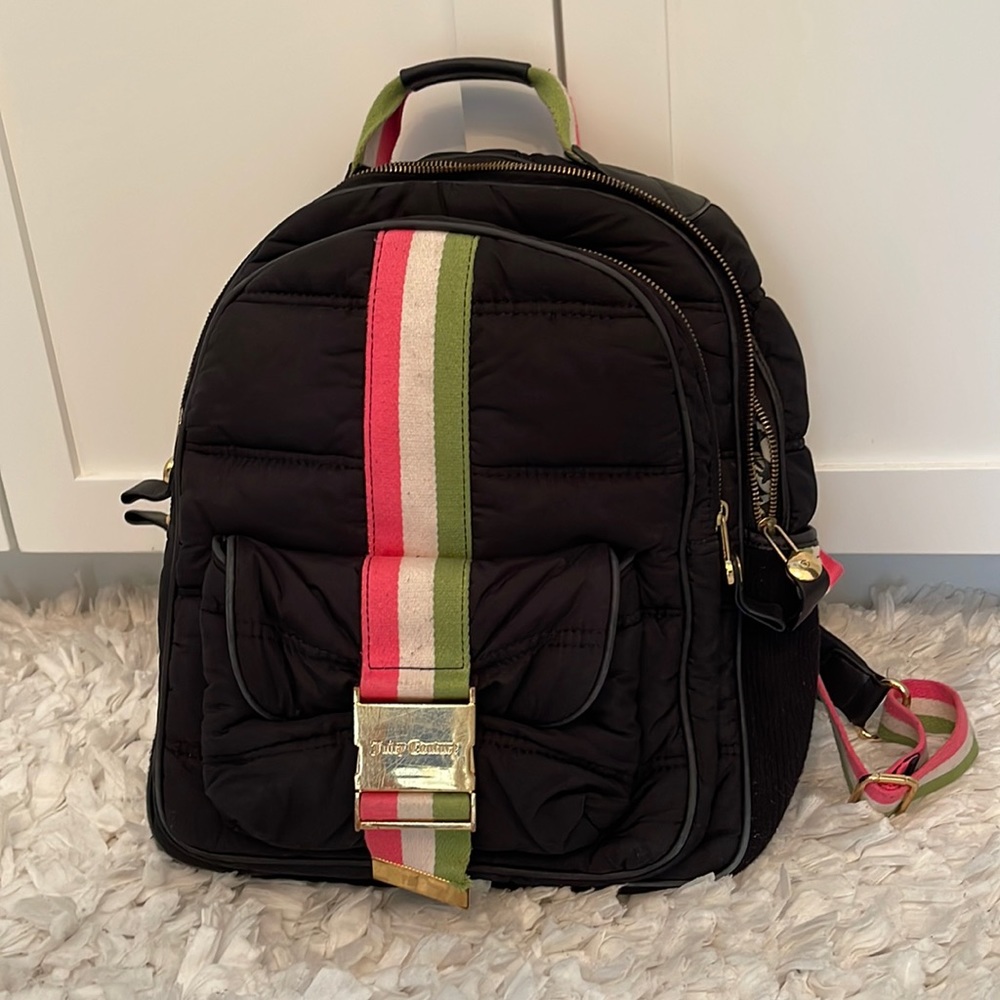 🌸Juicy Couture Backpack🌸 In Black with coloured straps